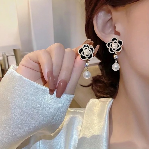 Exquisite Camellia Goddess Earrings Small Pearl Accent European Inspired Elegant - Picture 1 of 6